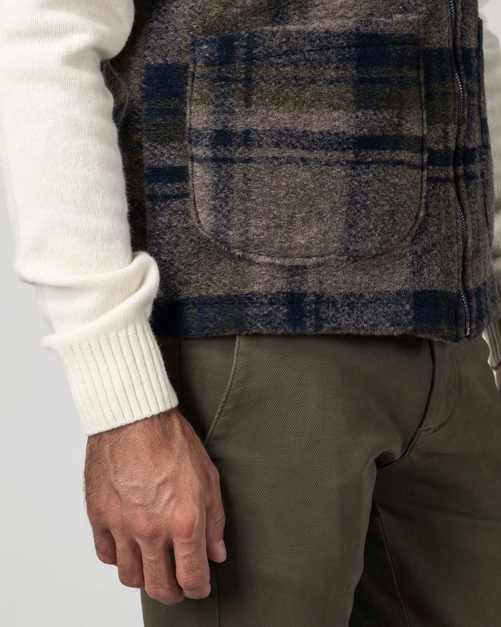 GILET MISTO LANA CON TASCONI