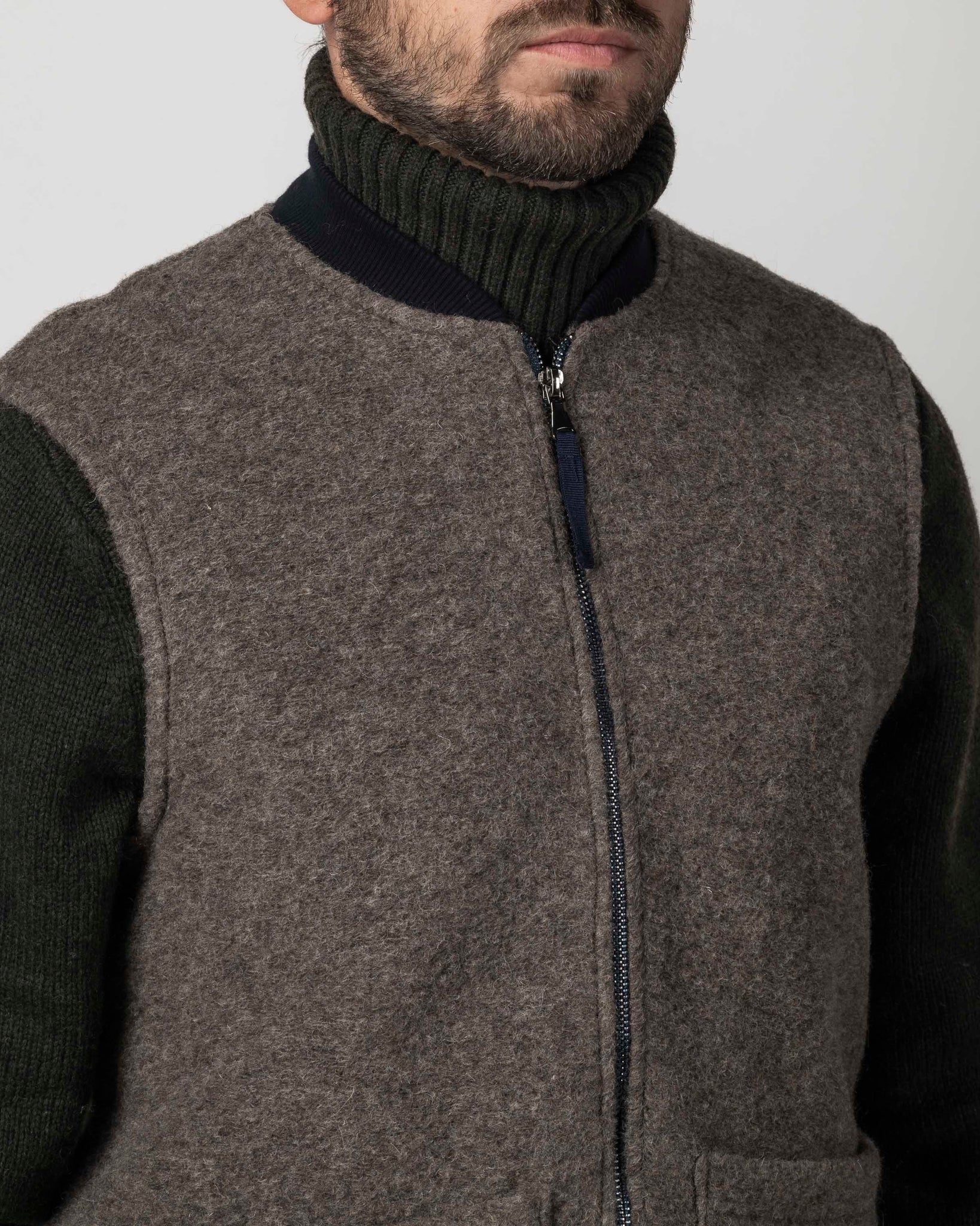 GILET MISTO LANA CON TASCONI