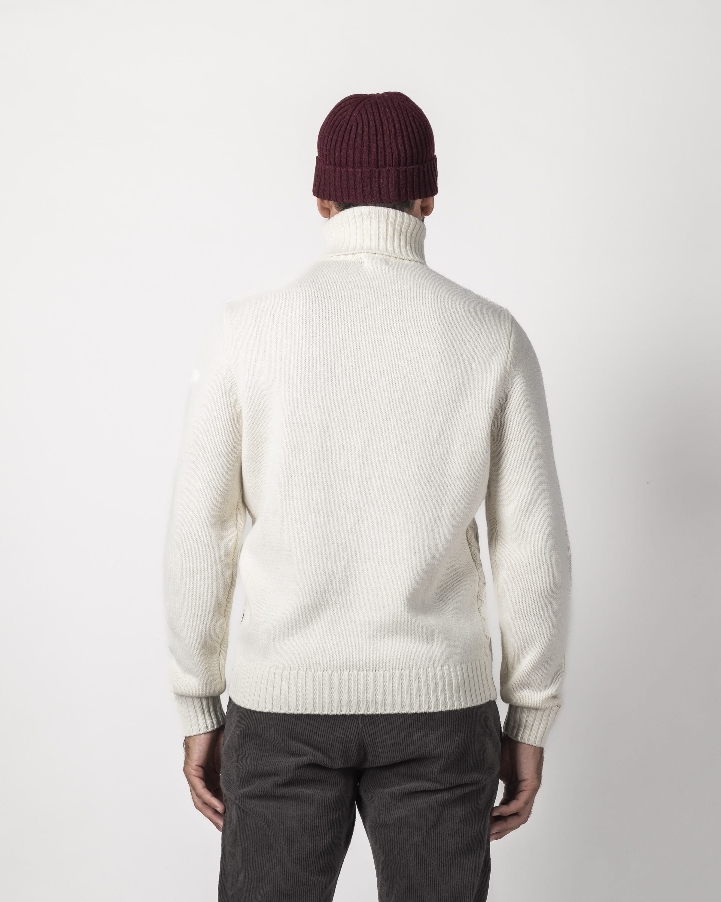 HIGH NECK PULLOVER WITH BRAIDS FRONT