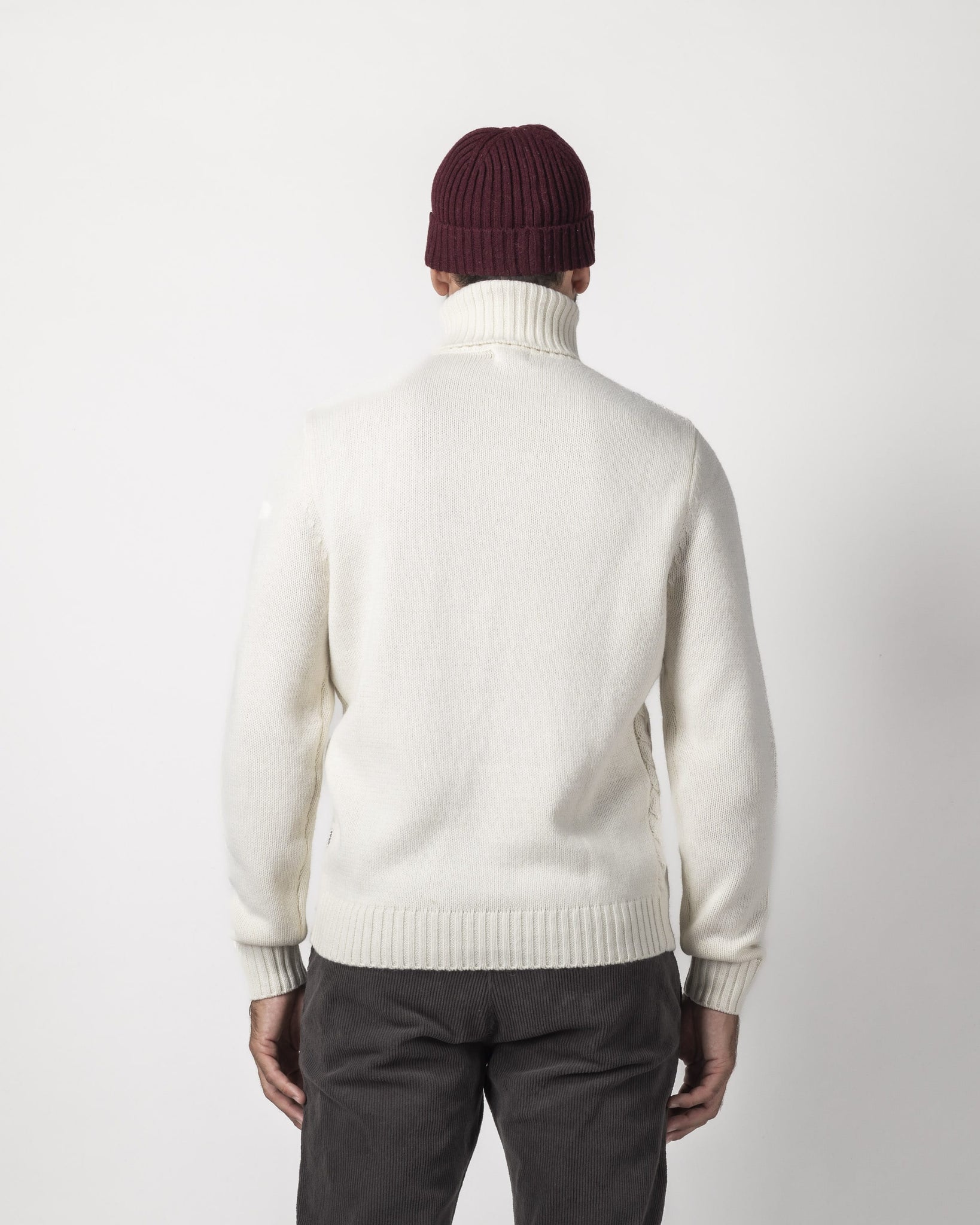 HIGH NECK PULLOVER WITH BRAIDS FRONT