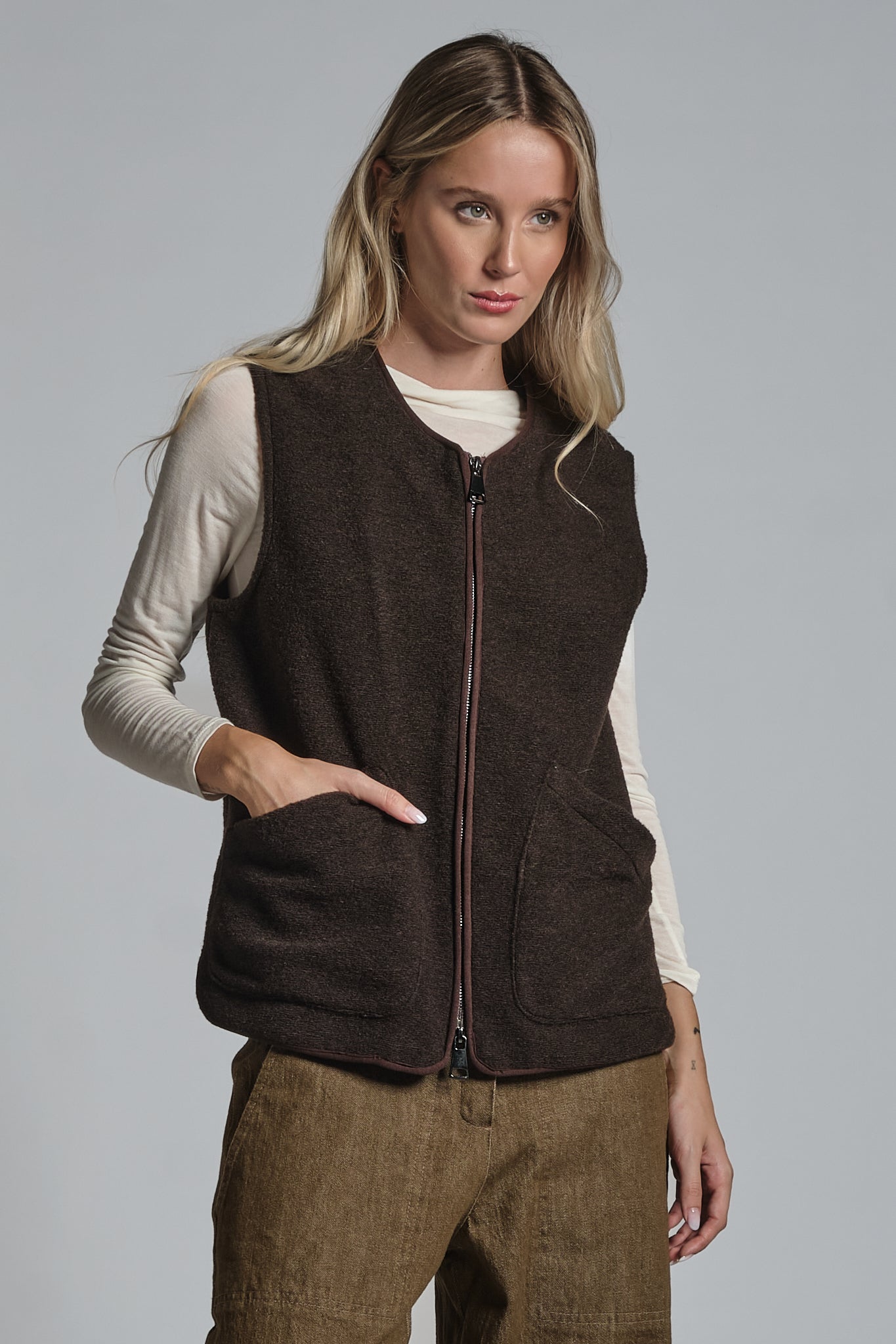 ARIANE GILET IN BOILED WOOL