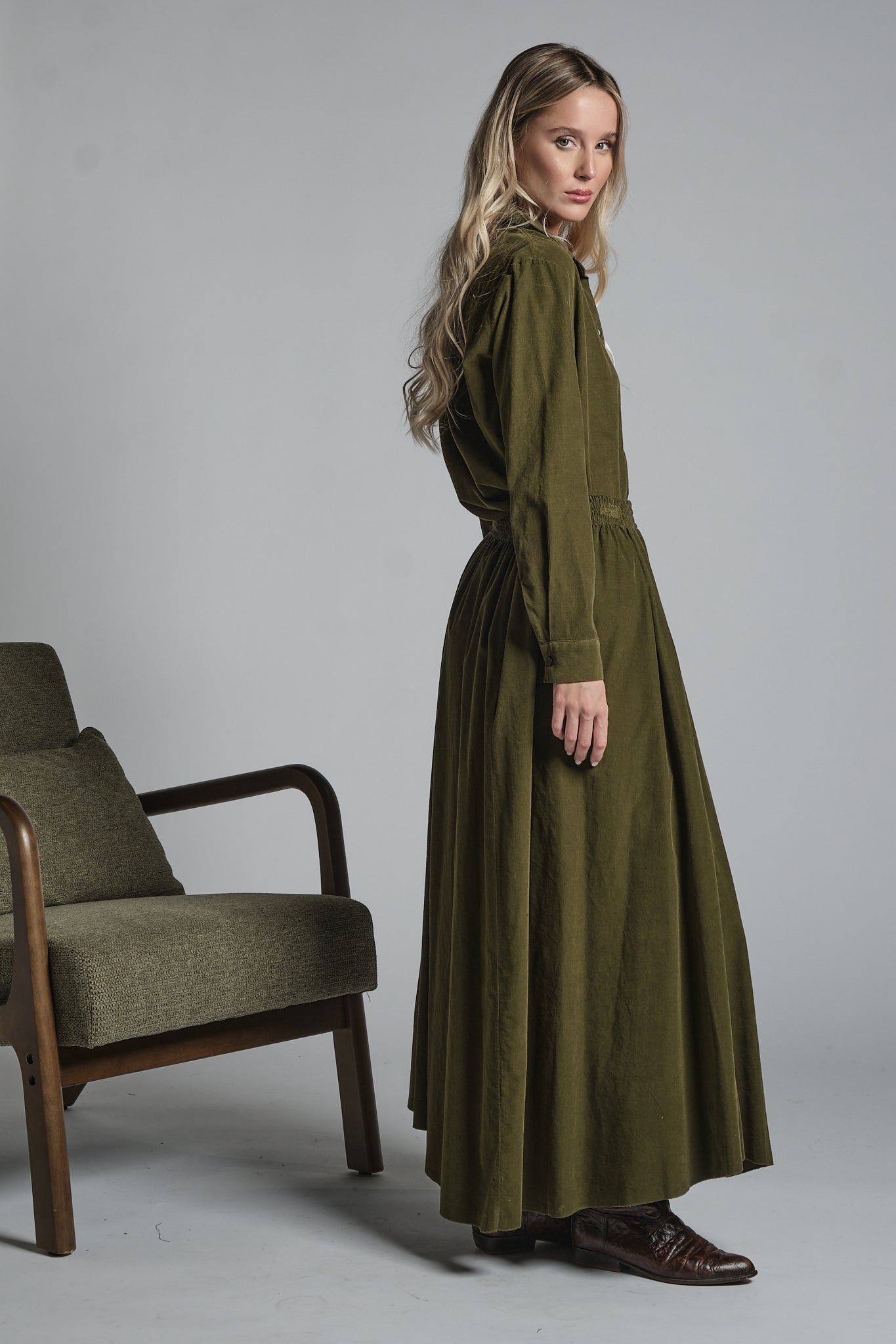 DELPHINE LONG SKIRT IN CORDUROY