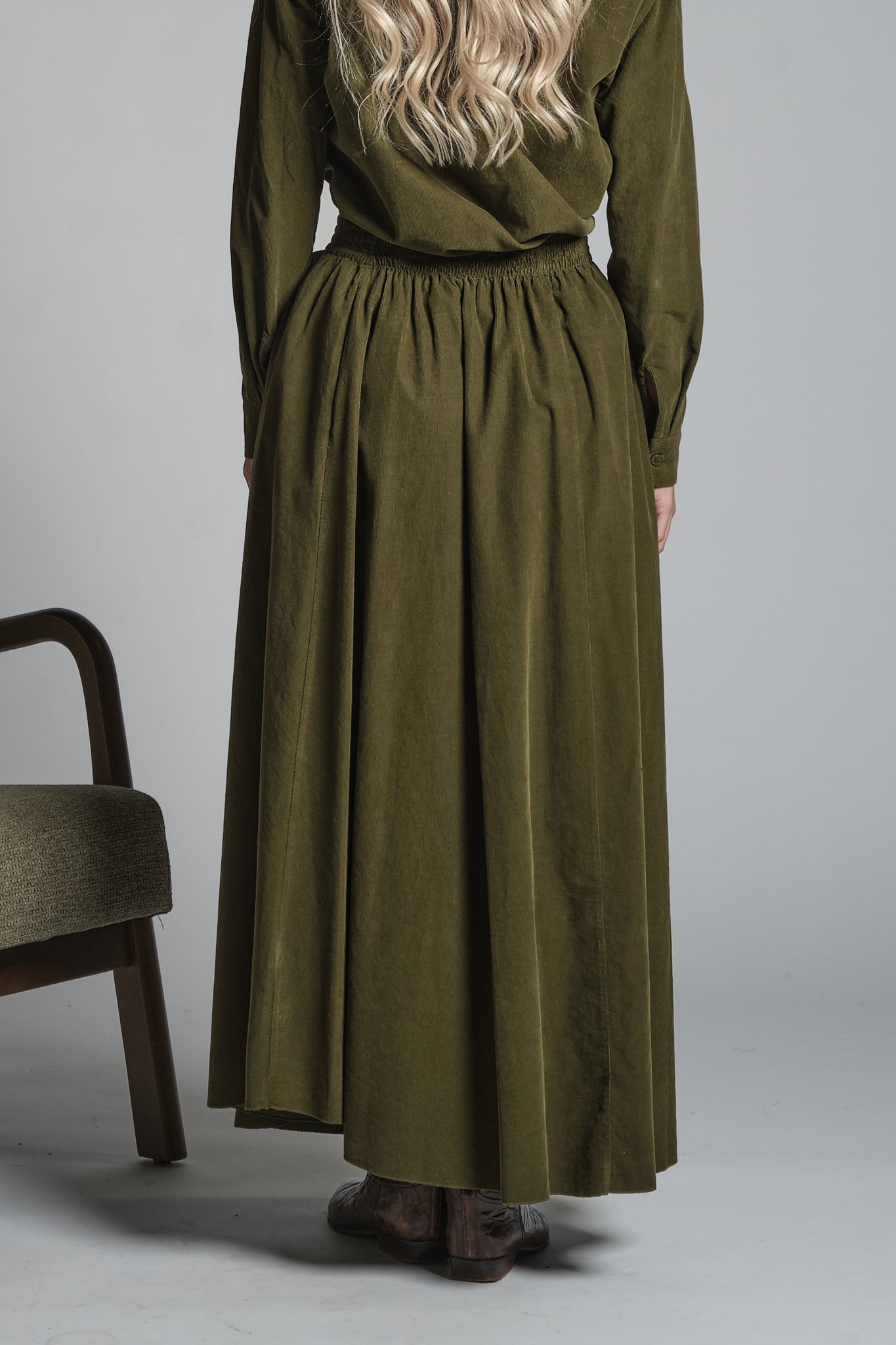DELPHINE LONG SKIRT IN CORDUROY