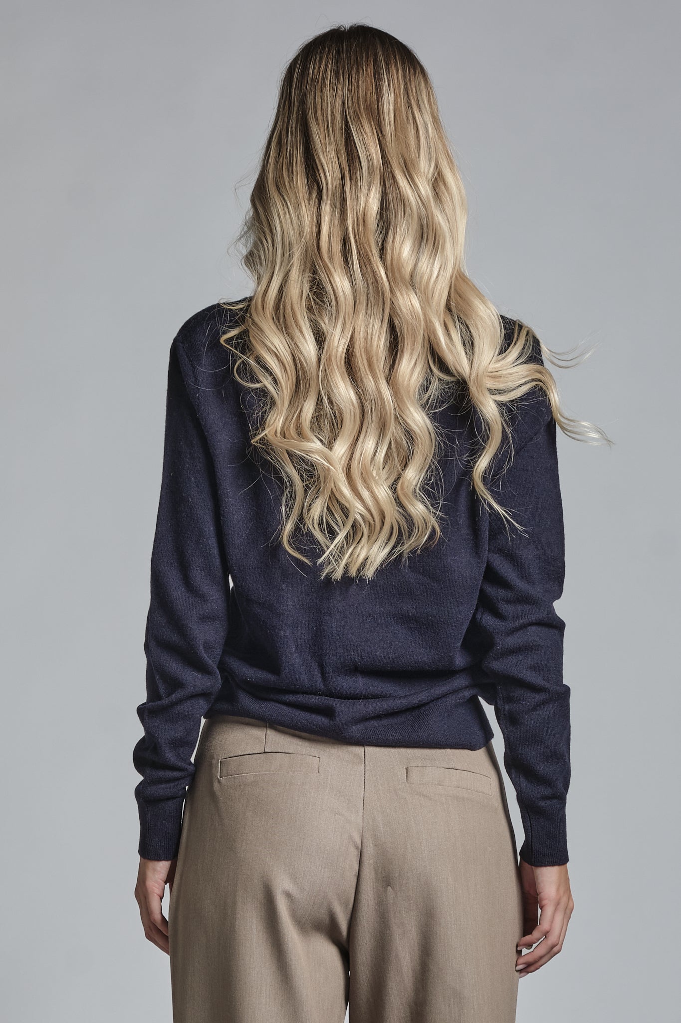 SILVY V NECK IN WOOL MERCERIZED