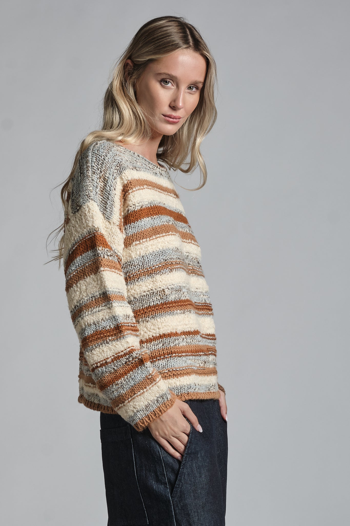 GLORA ROUND NECK IN MIXED WOOL