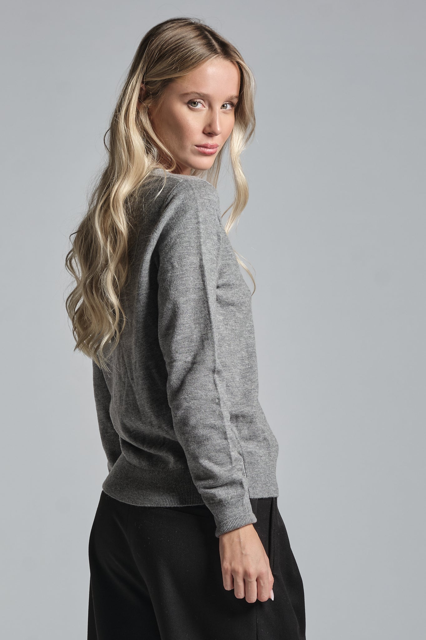 SILVY V NECK IN WOOL MERCERIZED