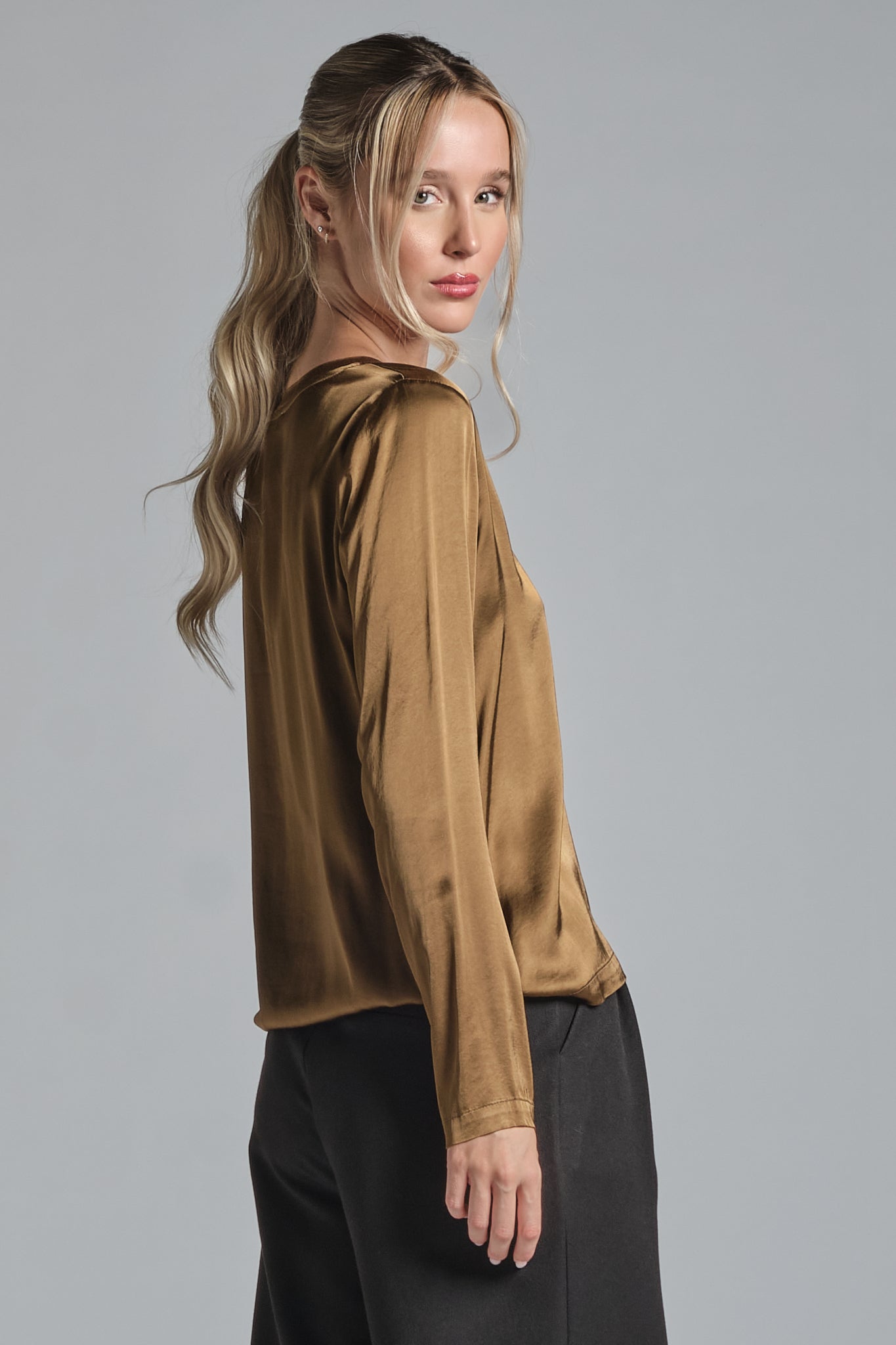 VIKA T.SHIRT IN VISCOSE