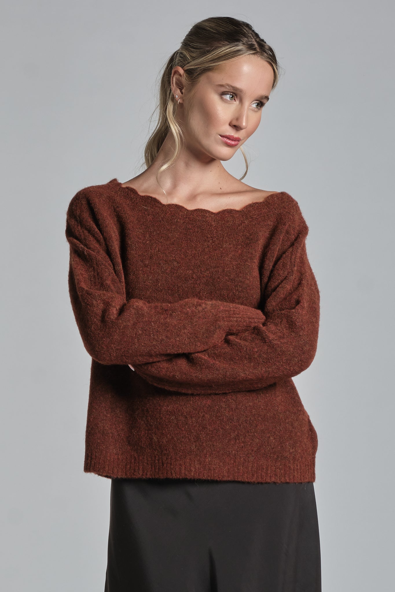 GEMINI BOAT NECK LINE IN MIXED ALPACA
