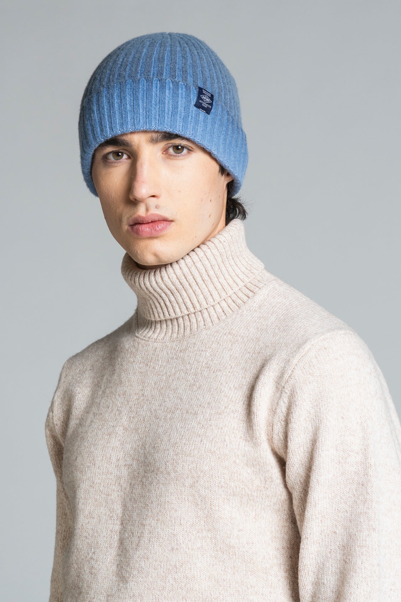 JAMES CAPS IN MIXED WOOL COLD DYED