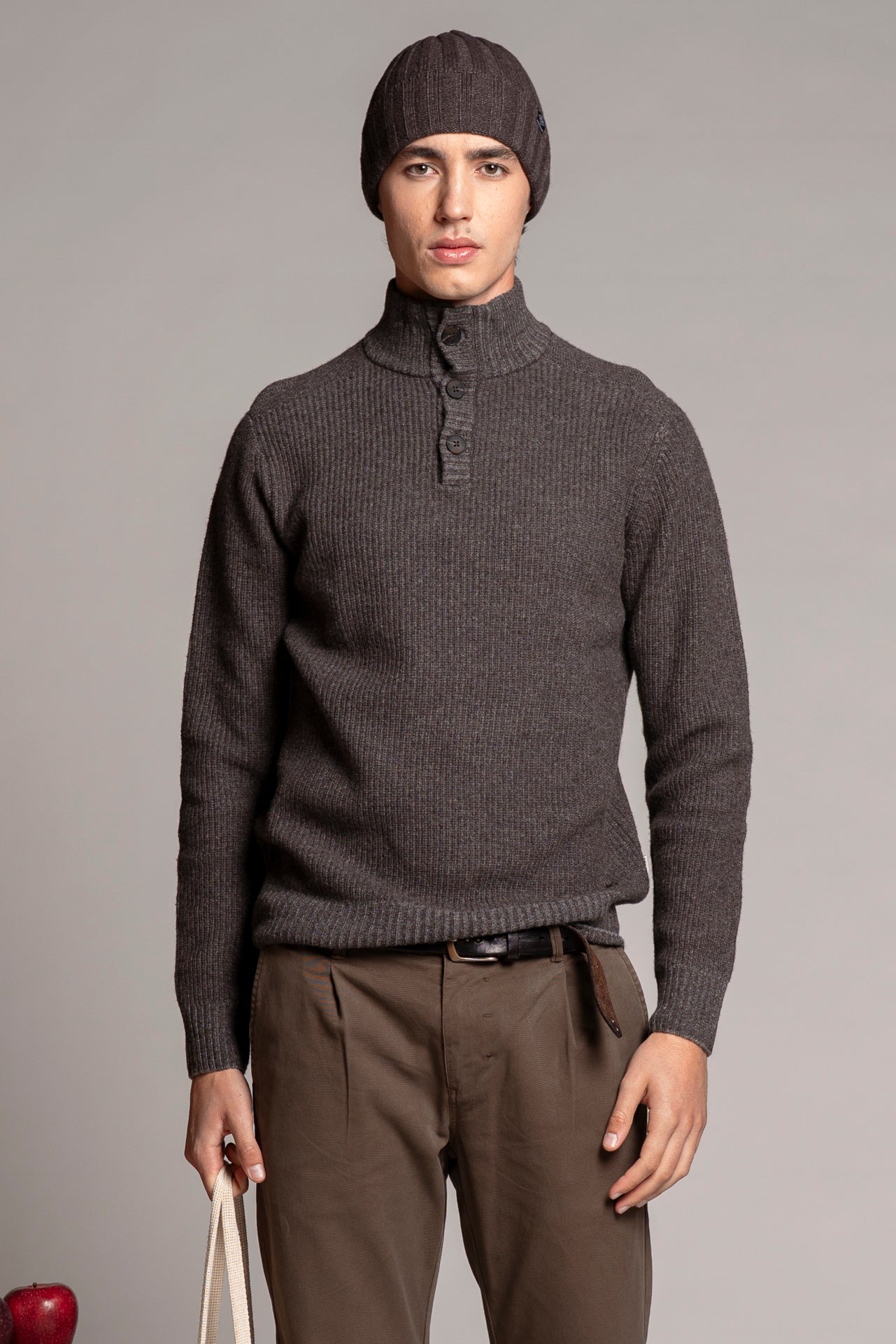 JOSEPH TURTLE NECK IN LAMBSWOOL