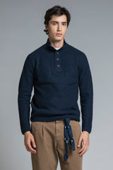 JUSTE TURTLENECK BUTTON IN LAMBSWOOL