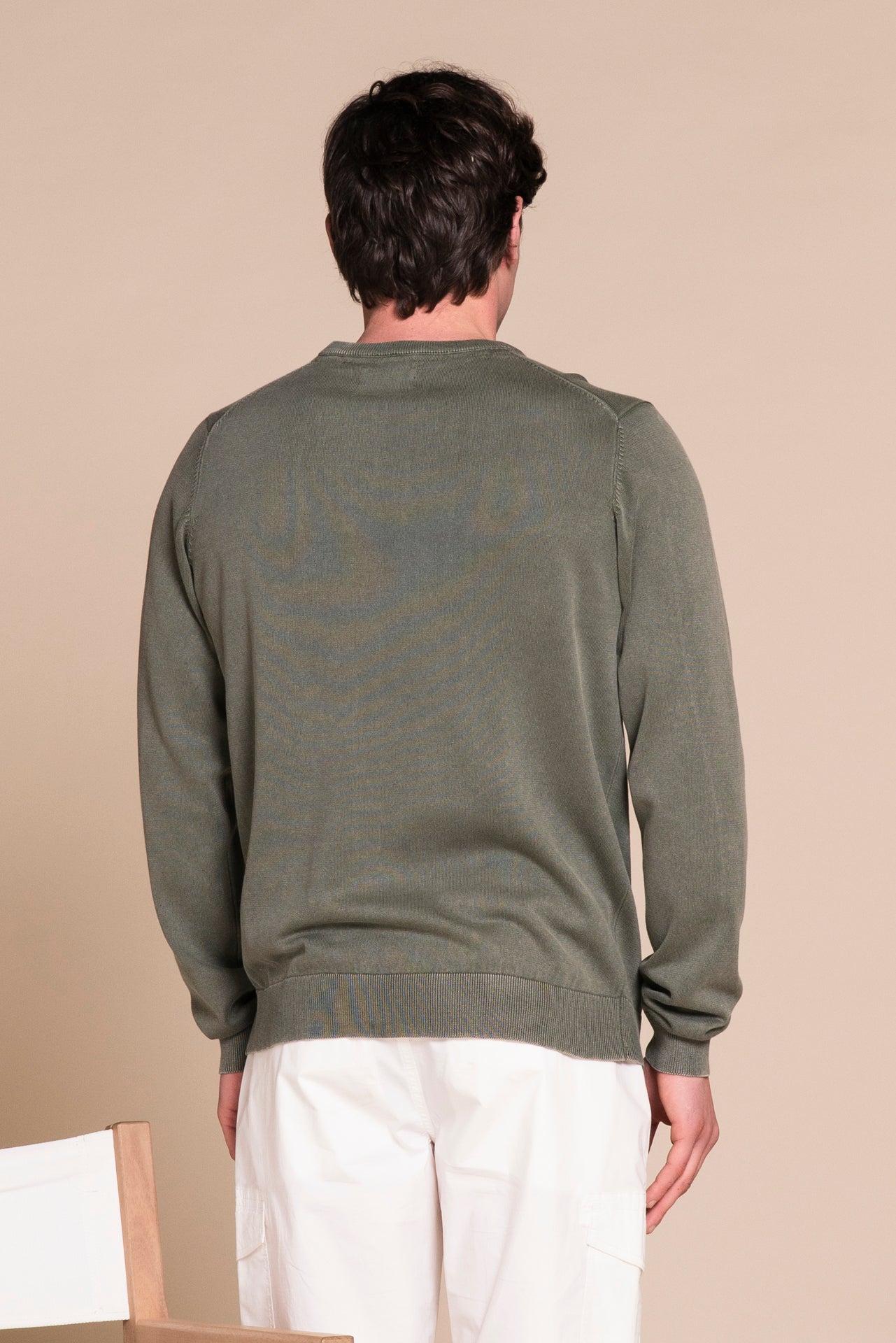 LORIS ROUND NECK