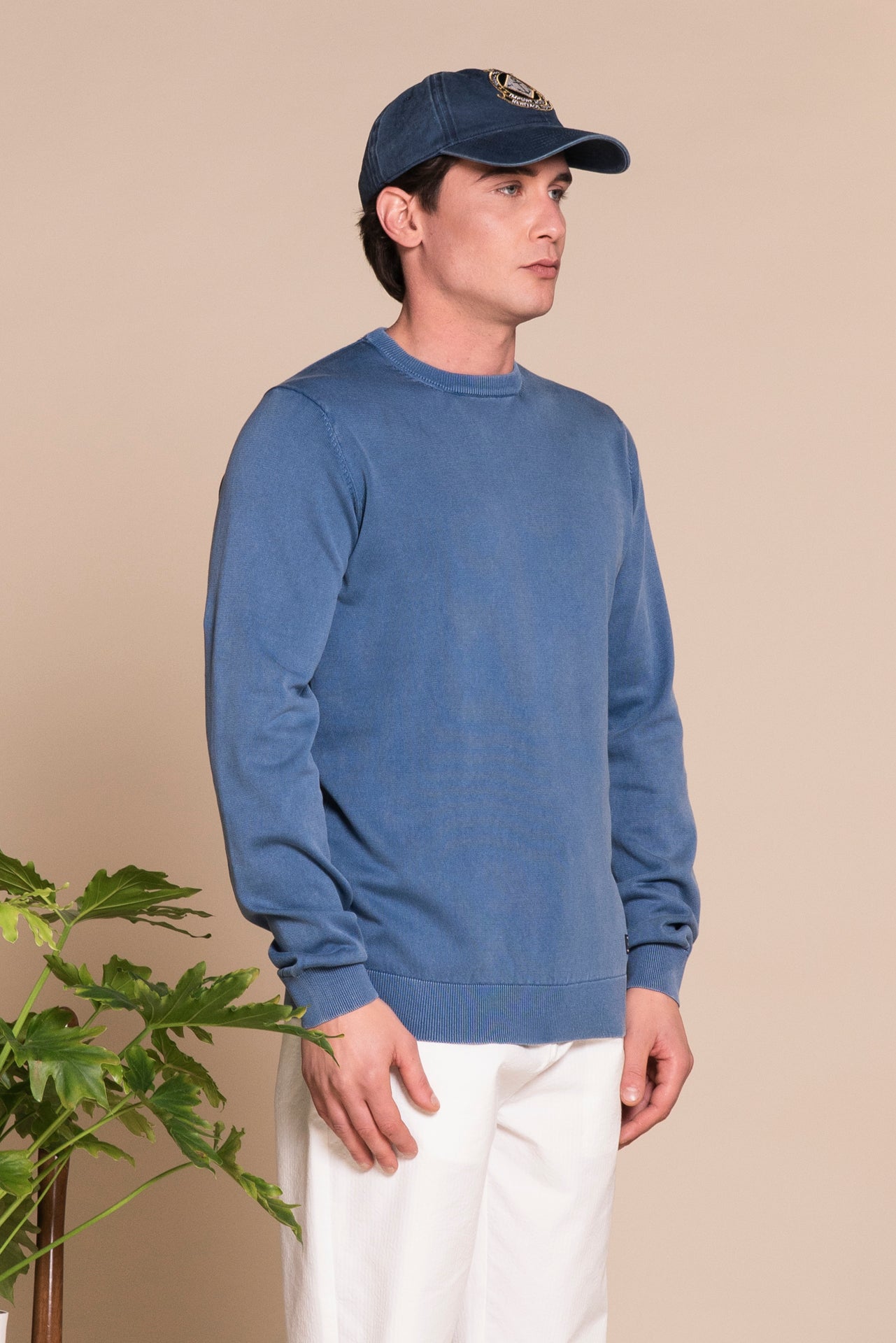 LORIS ROUND NECK