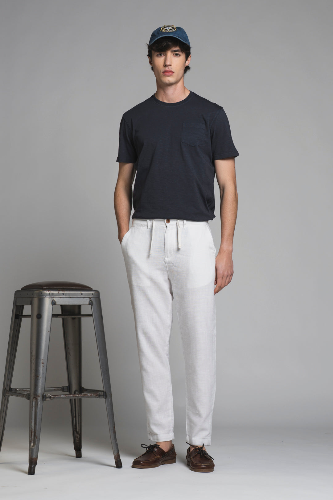 MILES CHINO LONG IN COTTON DOBBY