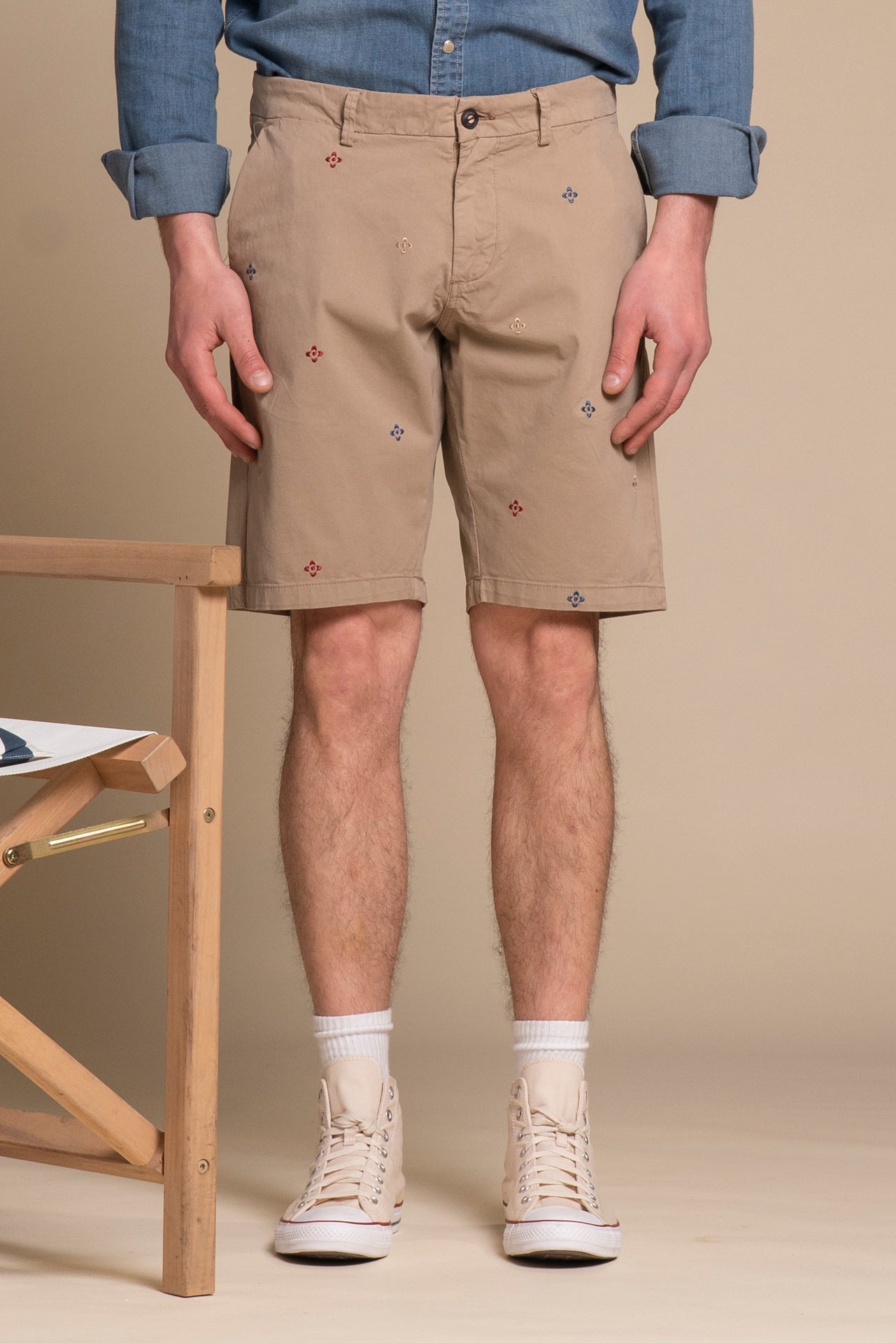 REY CHINO SHORT EMBROIDERY