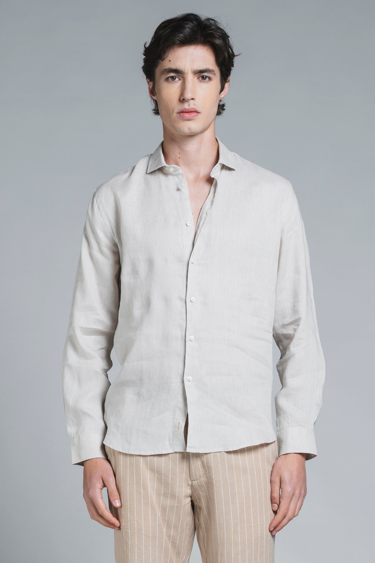 LARS KOREAN SHIRT IN SEERSUCKER