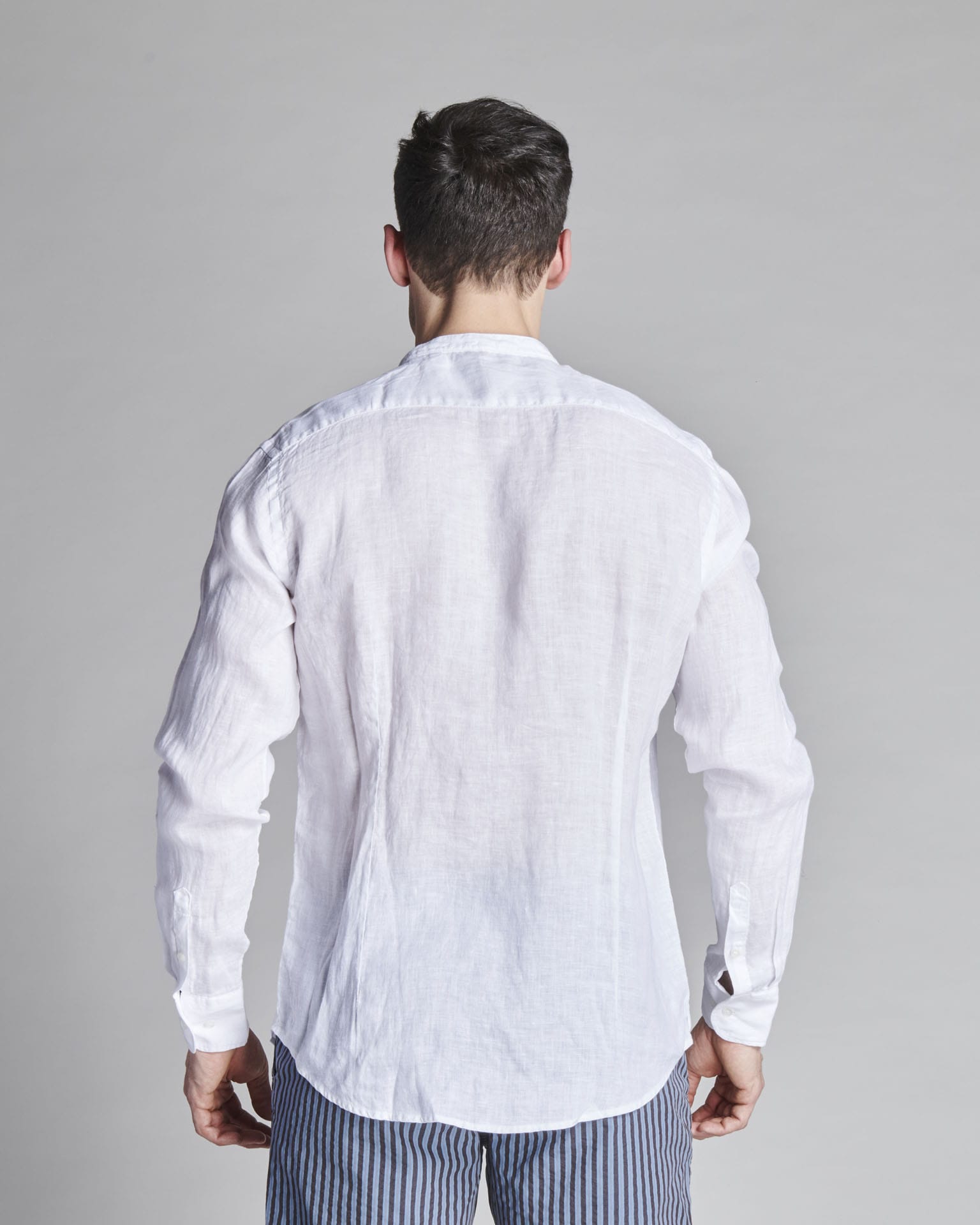 CAMICIA IN LINO COLLO CORANO