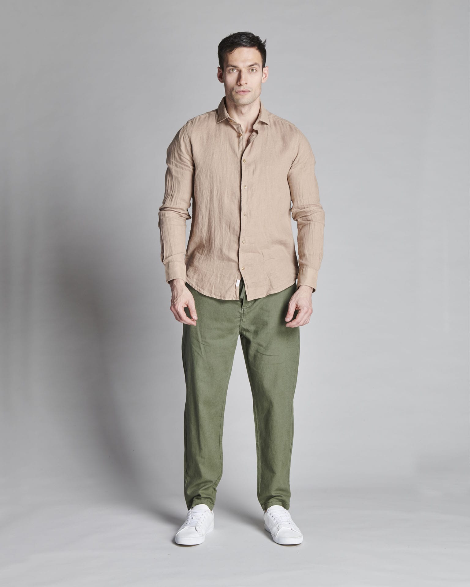 CAMICIA IN LINO COLLO FRANCESE