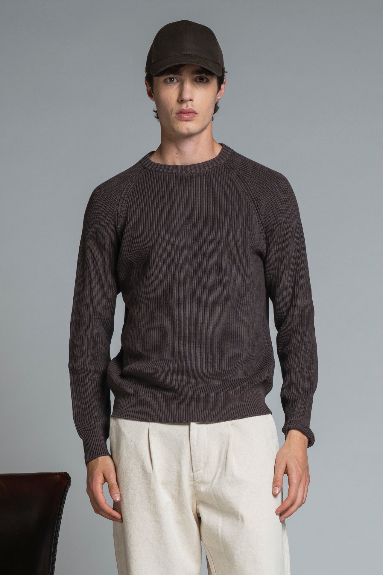 SIMON ROUND NECK IN COTTON STONE WASH