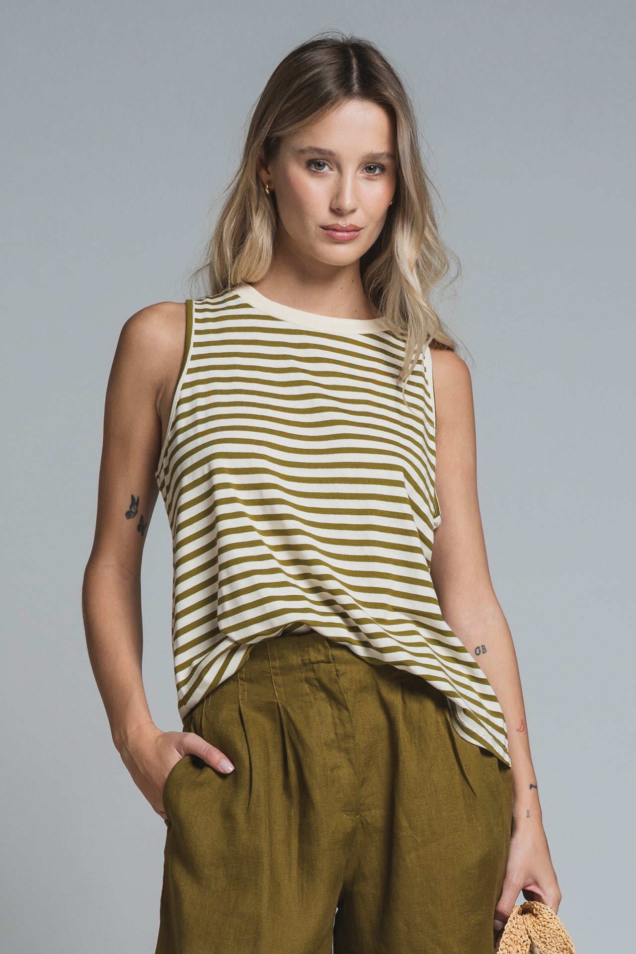 TATE TOP VEST IN MIXED VISCOSA