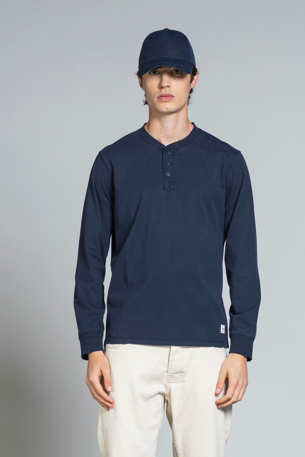 TERENCE CHESTER IN COTTON