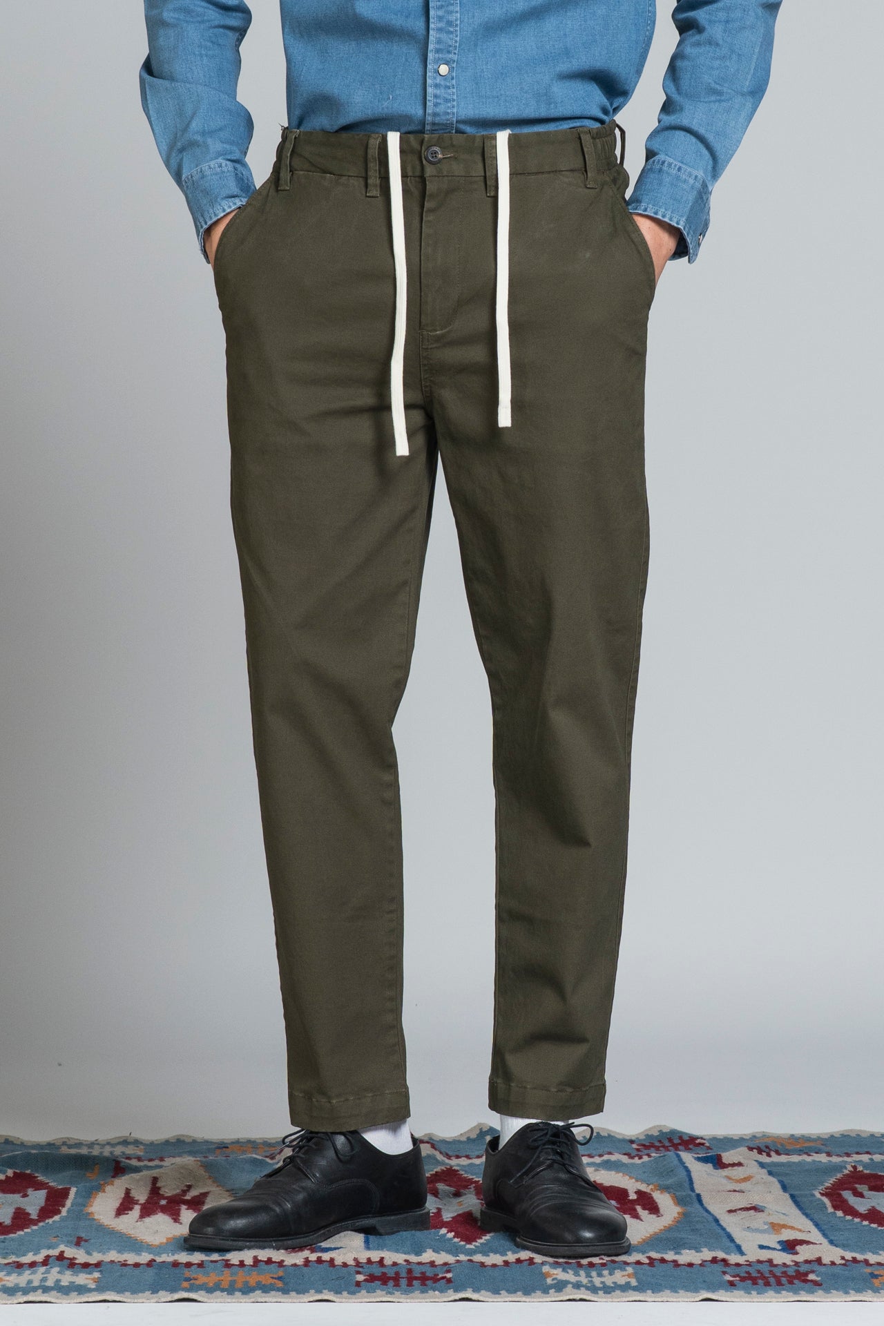 THEO CHINO LONG IN TWILL STRETCH