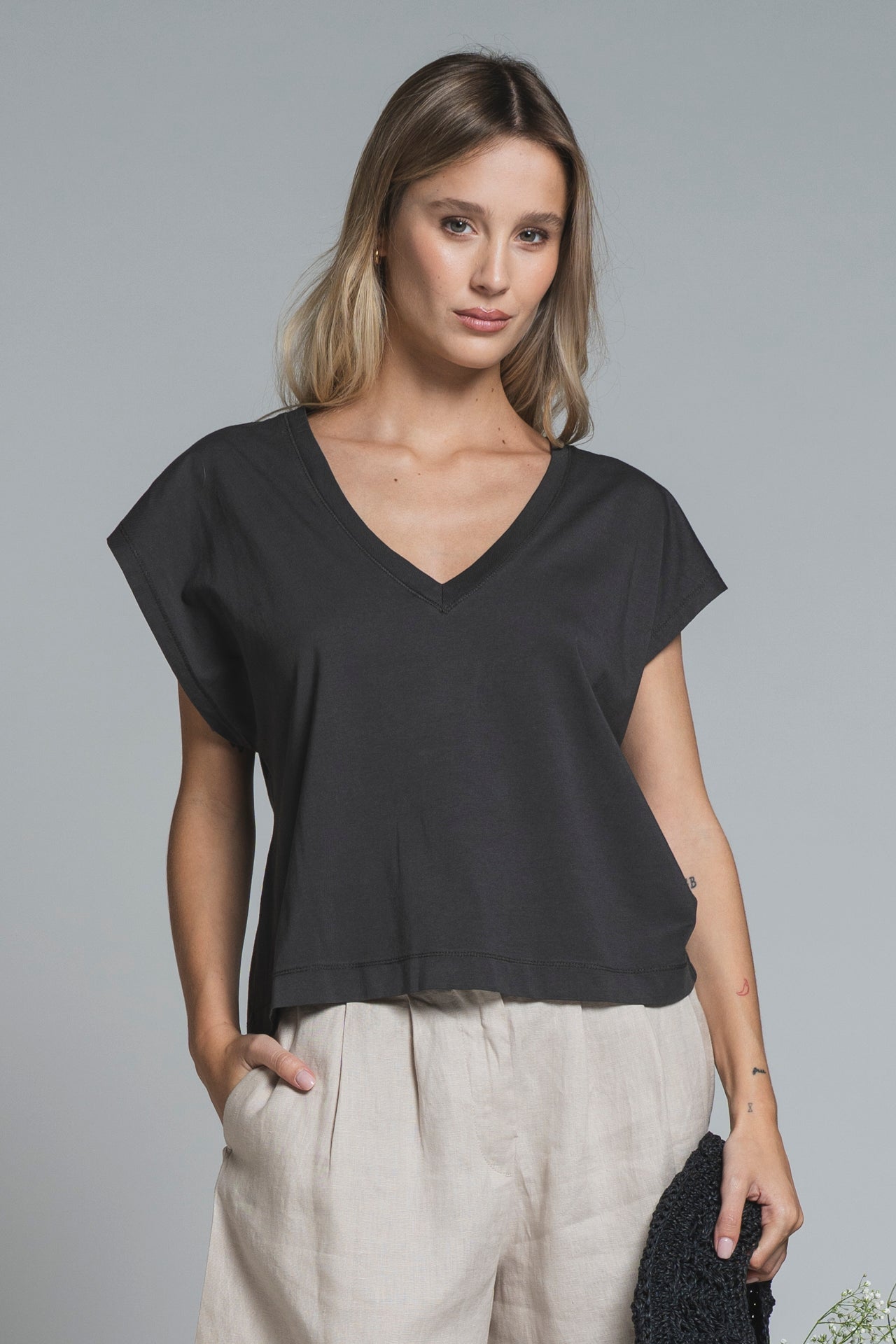 TRACE V NECK IN JERSEY