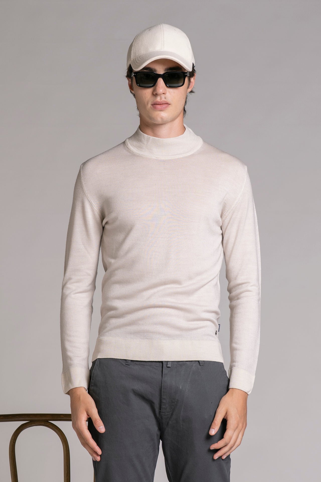 VICTOR TURTLE NECK IN MERINOS