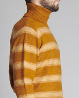 PULLOVER COLLO ALTO A RIGHE