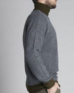 CONTRAST HIGH NECK PULLOVER