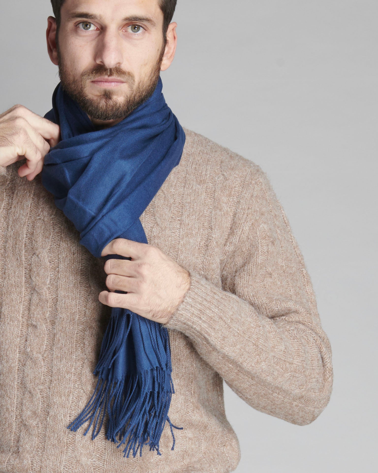 ACC2296 SCIARPA BASIC CON FRANGIE
