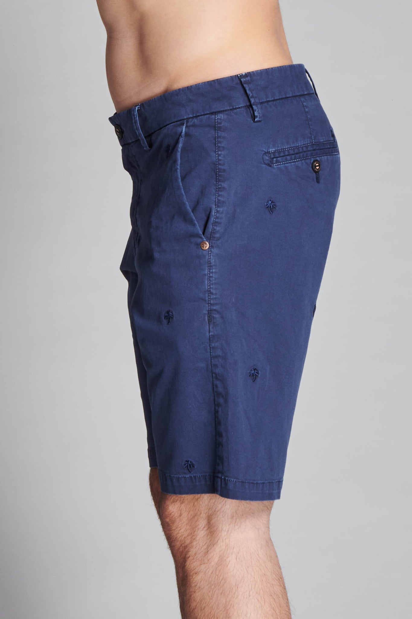 BERMUDA TWIIL STRETCH CON RICAMO
