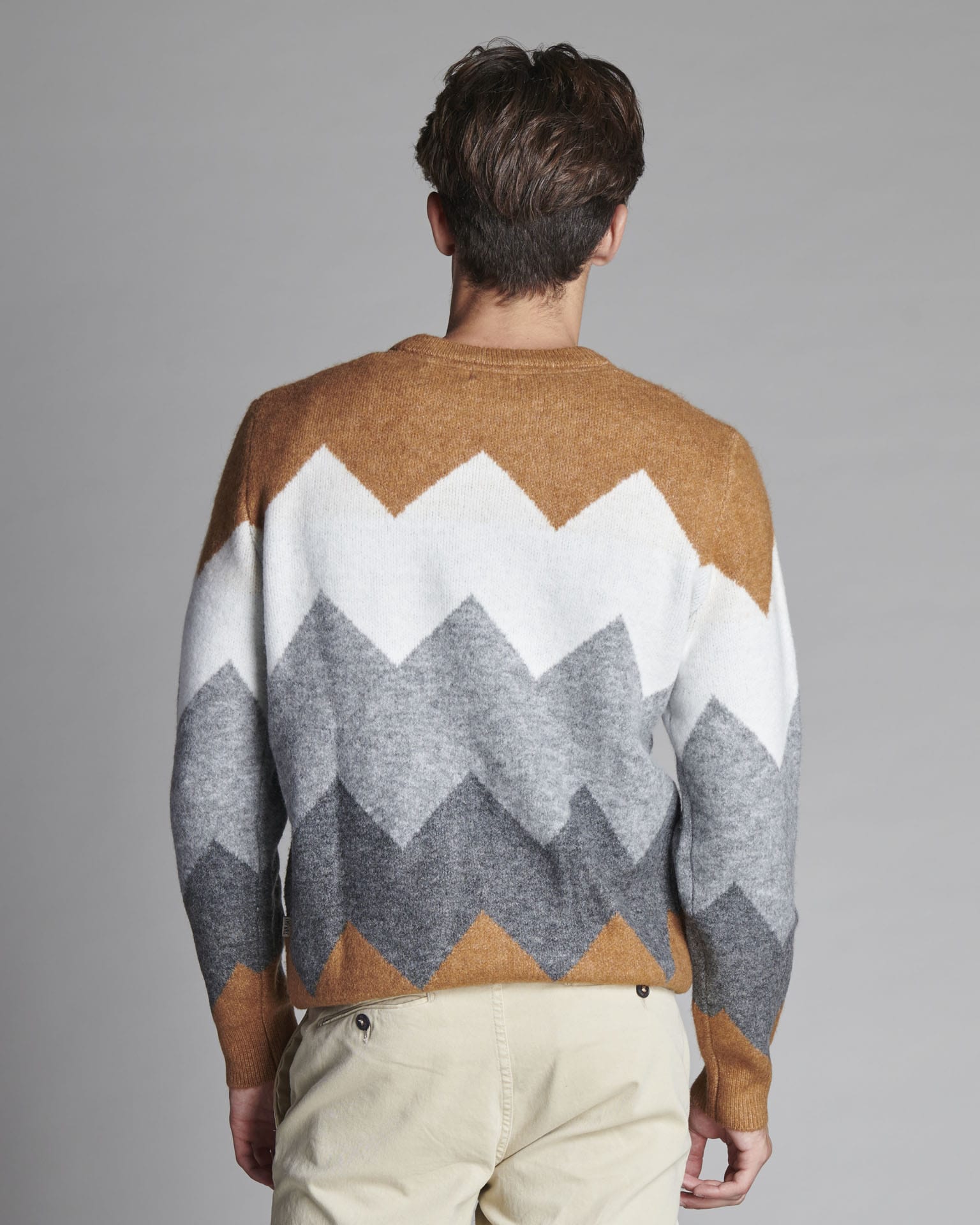 PULLOVER JACQUARD GEOMETRICO