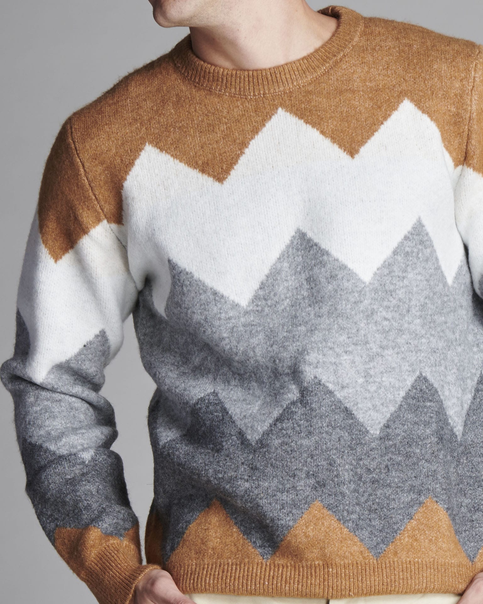 PULLOVER JACQUARD GEOMETRICO